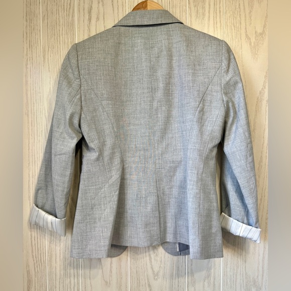 The Limited Stunning Grey Double Button Blazer Size 2 NWT - Picture 4 of 4